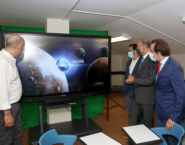 Região prossegue aposta na introdução de tecnologia no Ensino