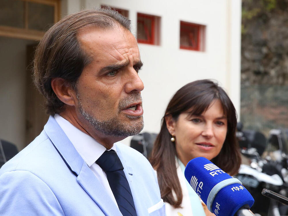 Estado deve intervir junto da TAP