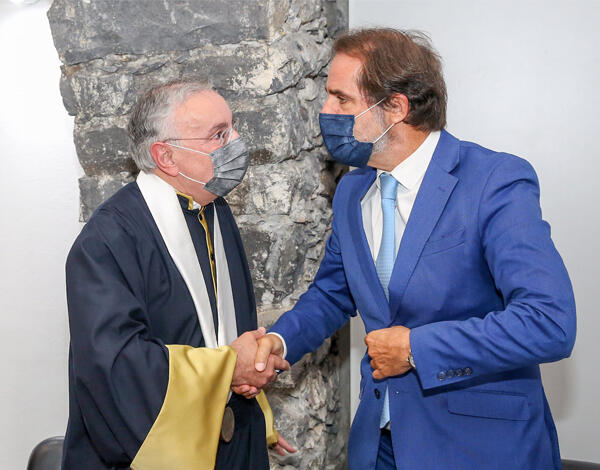 Albuquerque defende papel fundamental da UMa na investigação e na inovação 