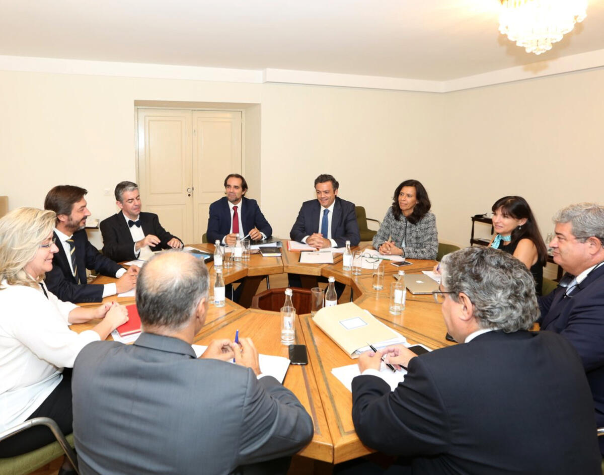 Conselho do Governo autoriza concurso público internacional para o ferry