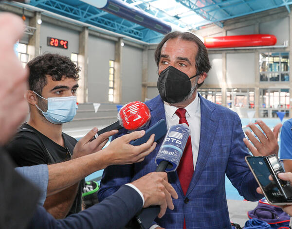 Desafio é salvaguardar a Saúde mantendo a Economia a funcionar