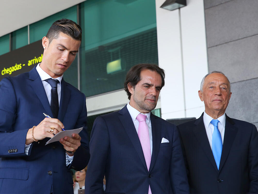 “Justa homenagem a um grande madeirense e português”