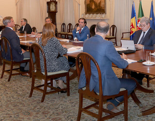 Governo avança com novas medidas sociais e económicas