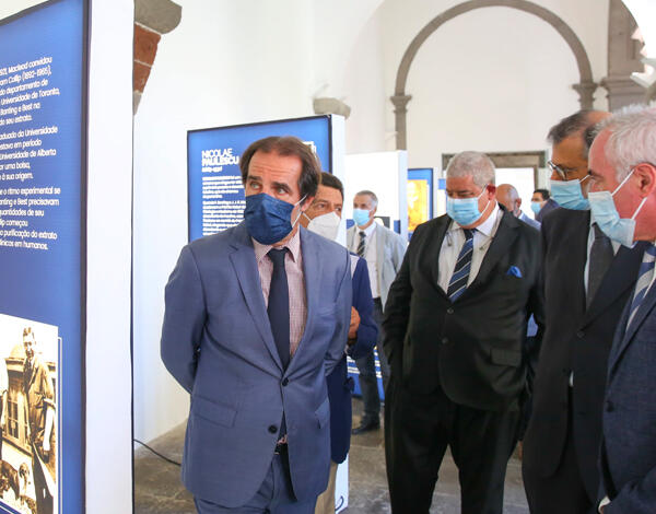 Exposição 100 Anos da Insulina releva importância da ciência no desenvolvimento e progresso humano