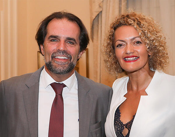 Presidente do Governo enaltece Mayra Santos pelo recorde mundial 