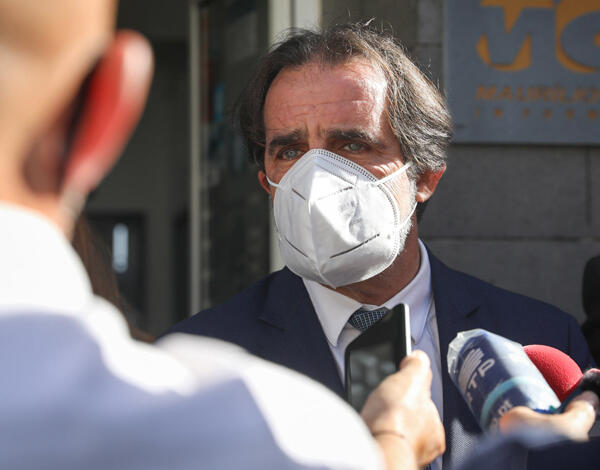 Governo prepara vacinação de cidadãos com mais de 80 anos