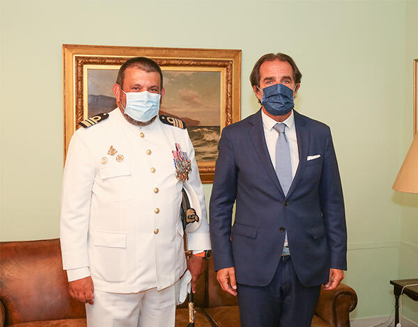 Albuquerque recebeu oficiais do navio Sagres