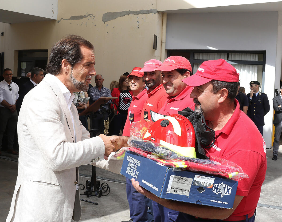 Bombeiros da RAM equipados de novo