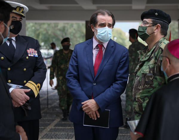 Albuquerque na cerimónia de despedida aos militares madeirenses de partida para o Afeganistão