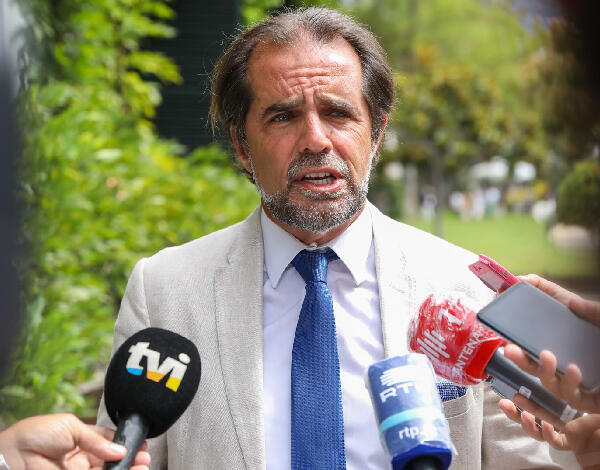 Início das aulas e aumento de passageiros sustentam uso obrigatório de máscara