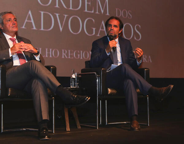 Branqueamento de capitais ameaça a robustez das democracias