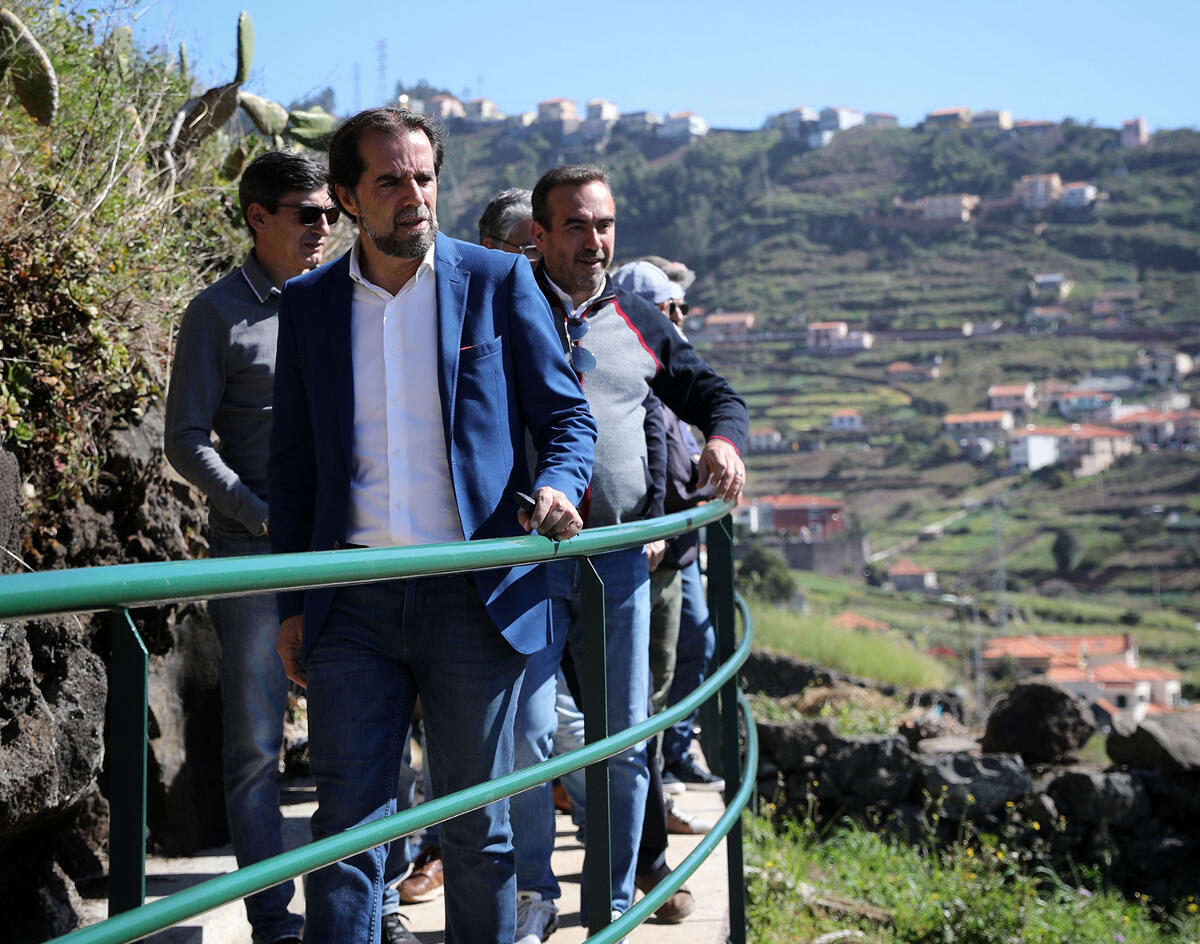 Caminho agrícola recuperado na Quinta Grande