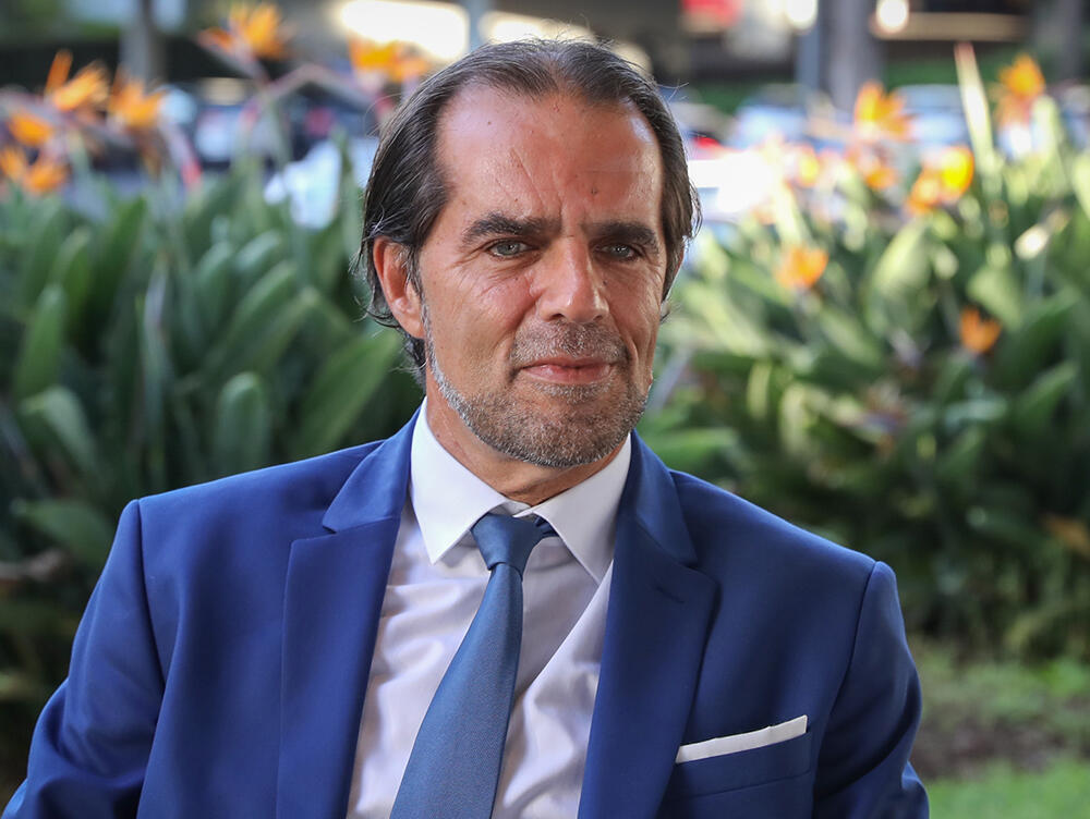 Governo Regional, ao contrário da República, tem reforçado orçamento da Saúde