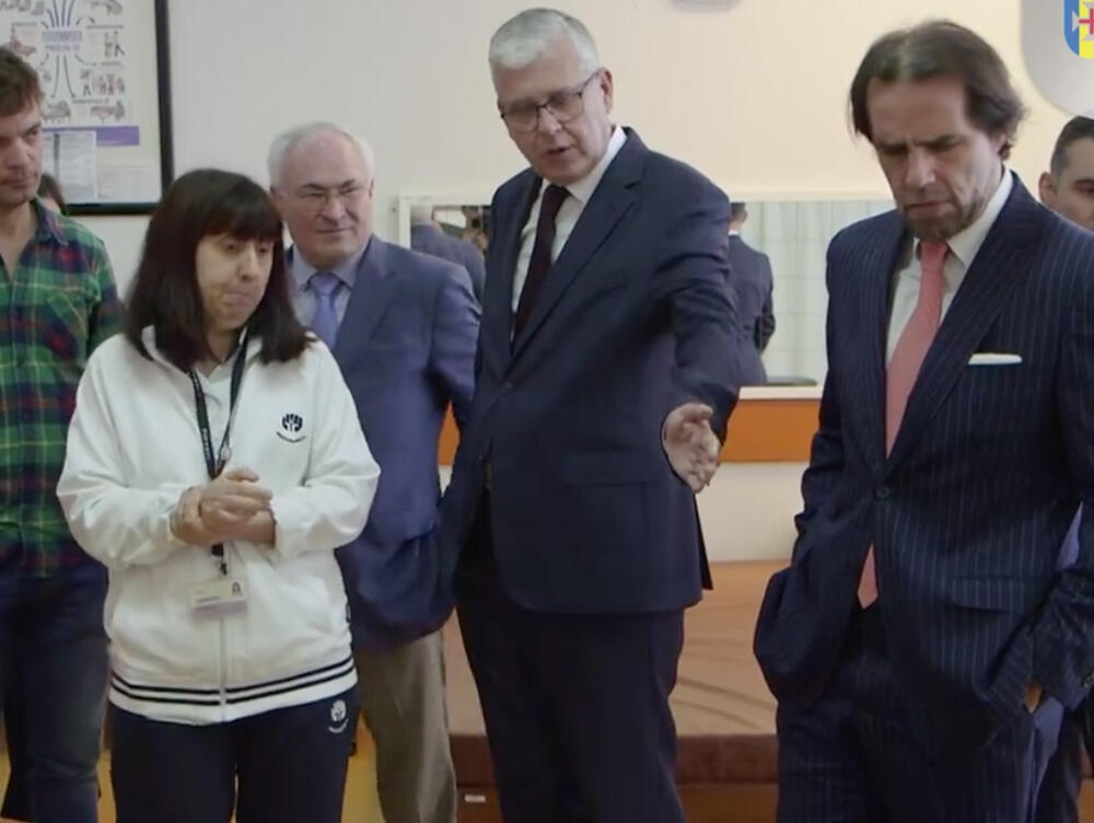 Miguel Albuquerque visita Centro de Saúde de Machico