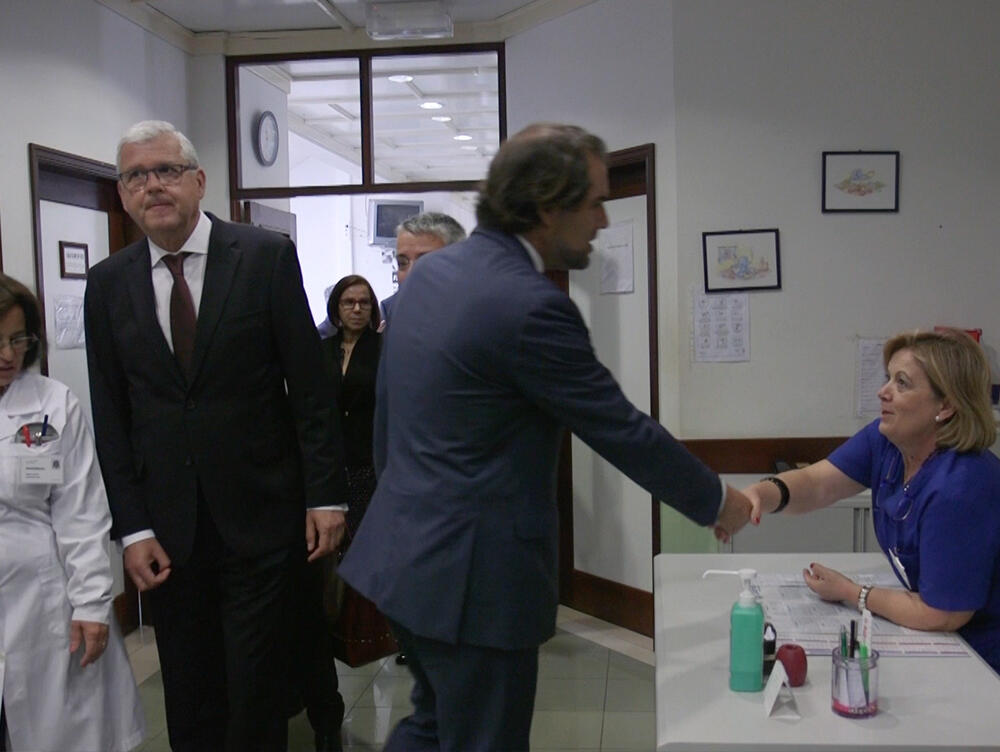Presidente do Governo visitou o Centro de Saúde de Santa Cruz