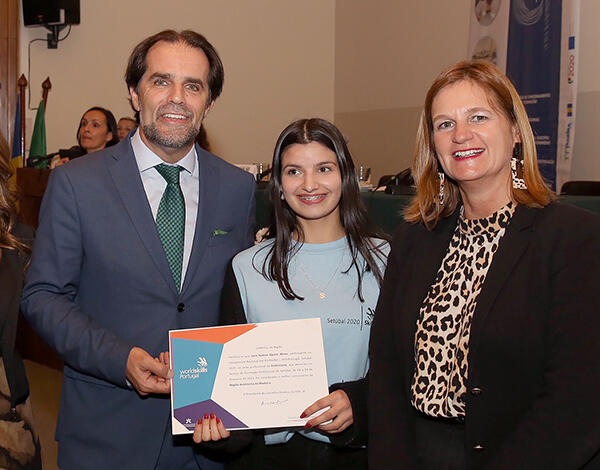 Formação Profissional: opção correta para a integração no mercado de trabalho