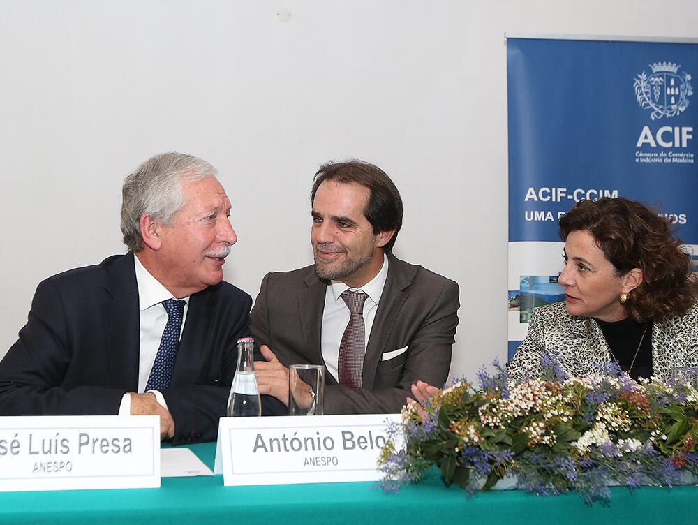 Governo apostado em combater desemprego