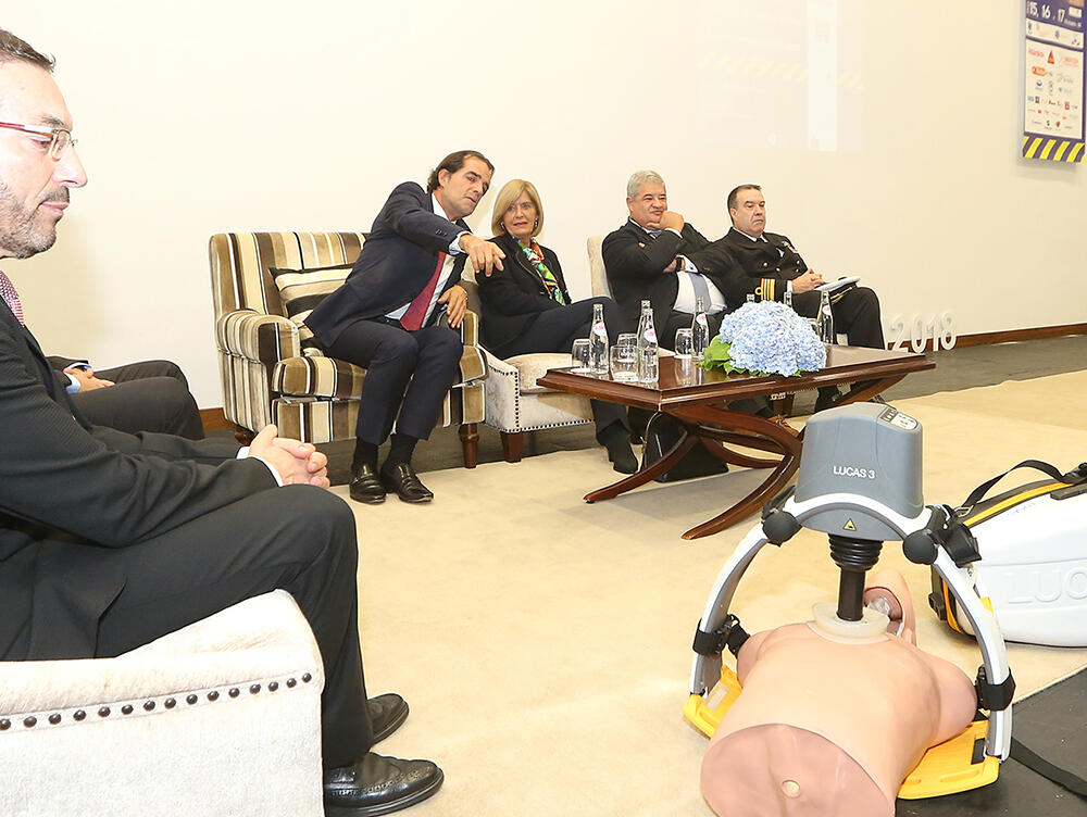 Mais formação e equipamentos na Emergência Médica