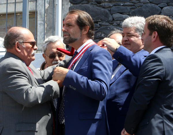 Albuquerque agraciado pelo que fez pelos bombeiros