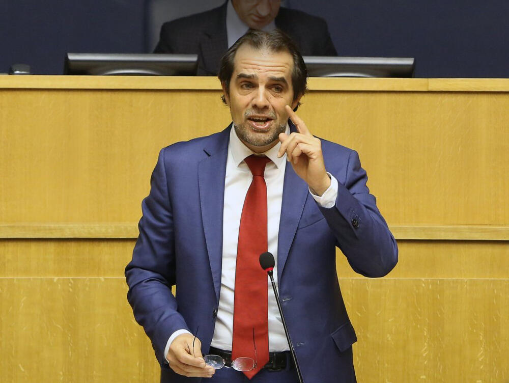 Prioridade política, económica e social para o Porto Santo