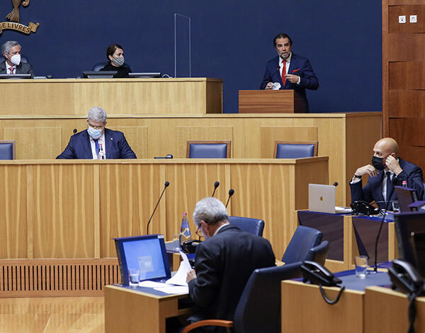 Albuquerque elogia professores e funcionários bem como famílias e alunos