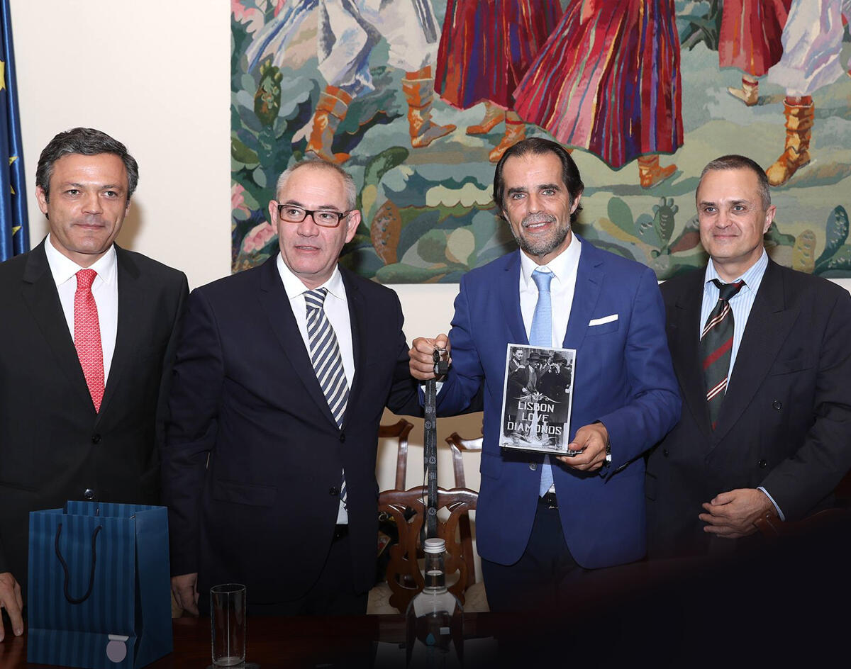 "Não serão os madeirenses a pagar as disfuncionalidades das companhias aéreas ou das entidades reguladoras"