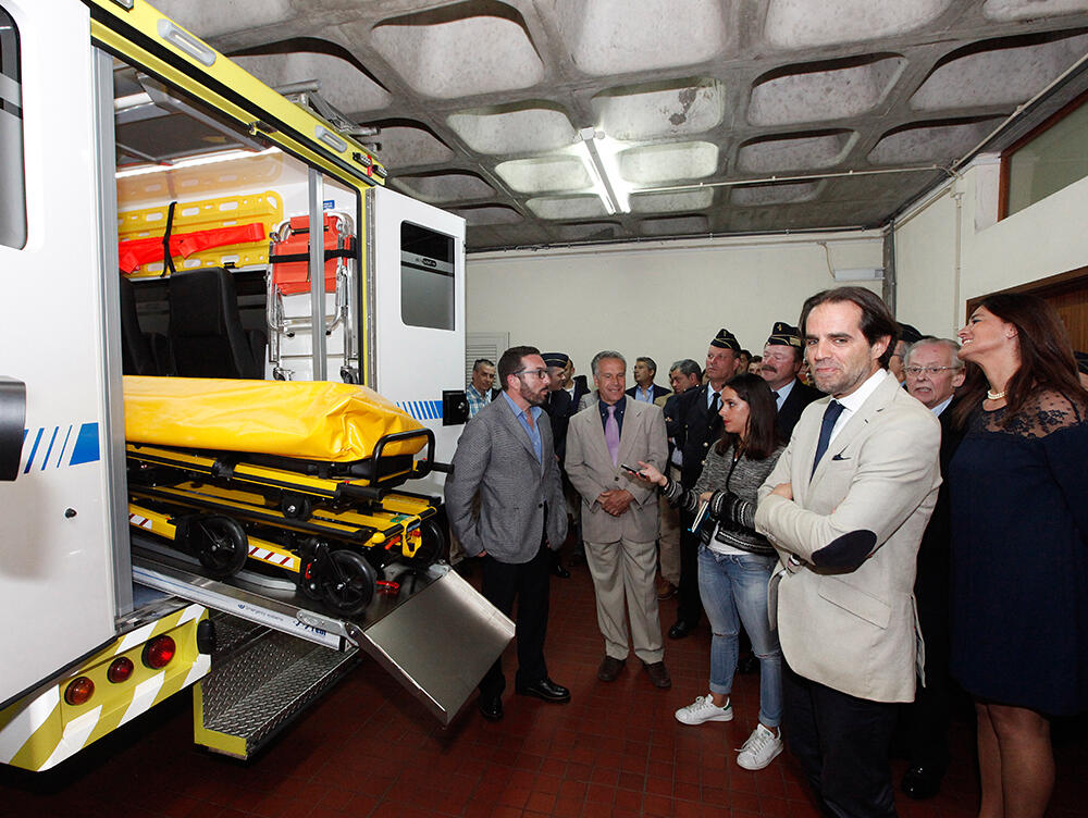 Presidente do Governo entrega Ambulância