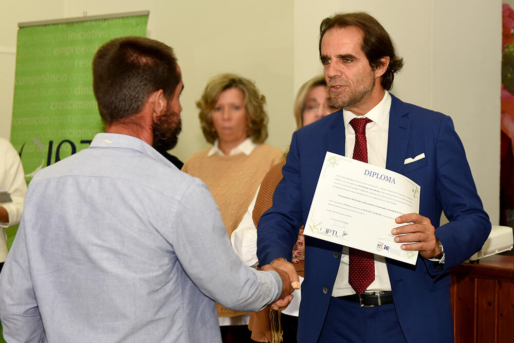 Governo garante formação a pescadores desempregados