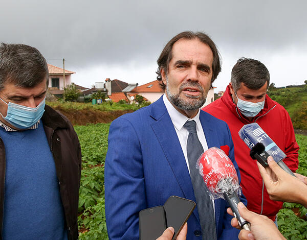 Presidente do Governo aguarda compromissos de Marcelo para com as Autonomias