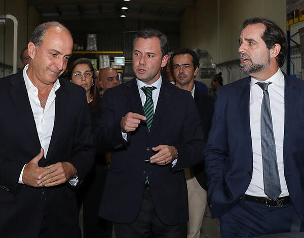 Governo Regional estuda apoios às empresas exportadoras