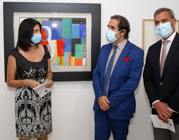 Albuquerque na abertura da exposição coletiva na Galeria Marca de Água