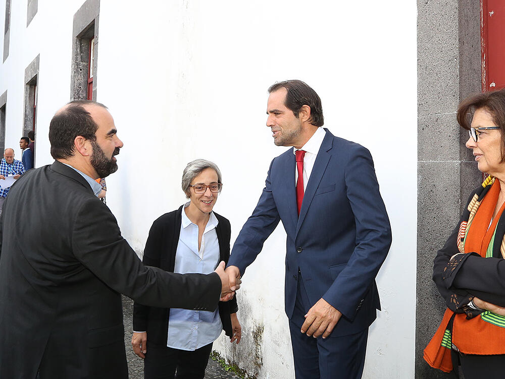 Obra de Herberto Helder é universal