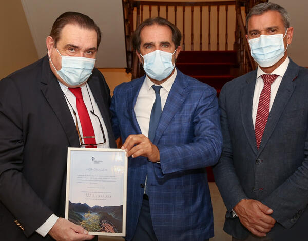 Governo homenageia José Manuel Antunes