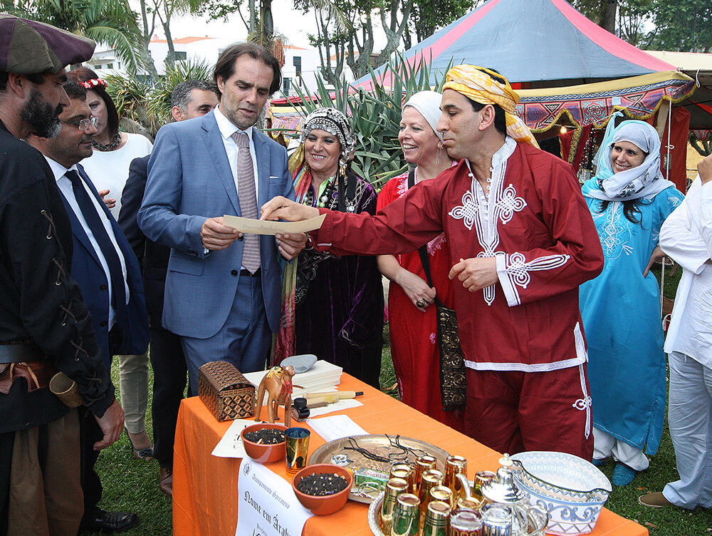 Presidente do Governo visitou Mercado Quinhentista