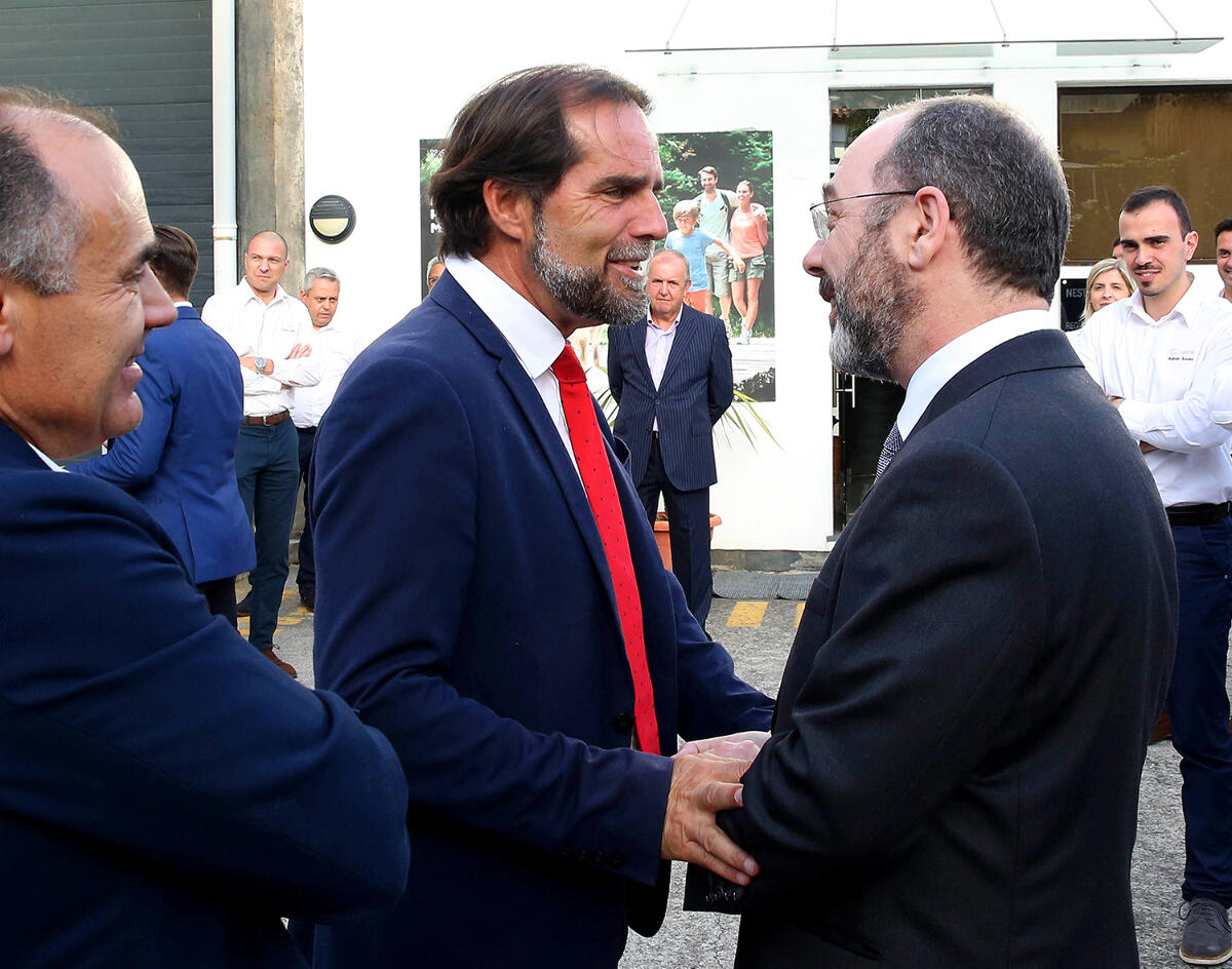 Investimento público é para continuar