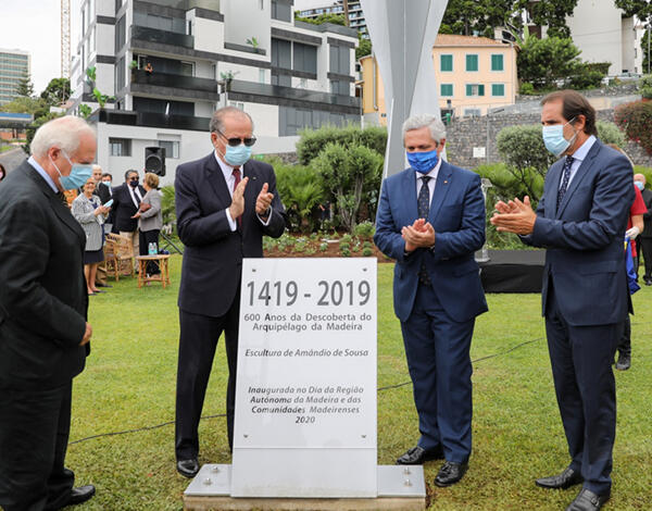 Estátua assinala os 600 anos