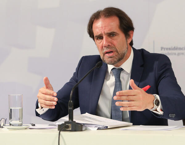 Espaços comerciais reabertos mas batalha ainda não está ganha