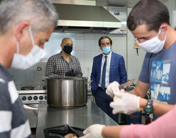 Albuquerque agradece a grupo de voluntários