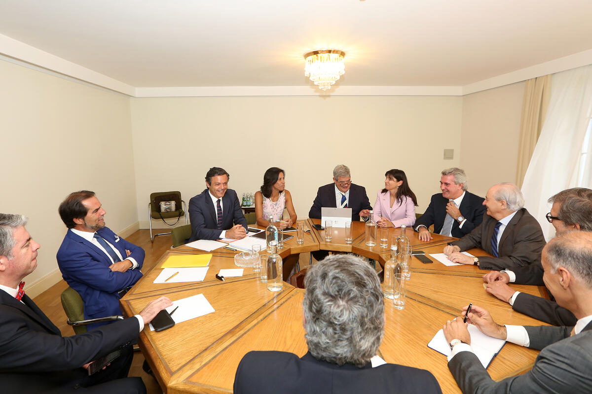 Reunião já começou