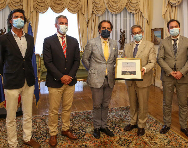 Albuquerque recebeu diretor do Grupo Abreu