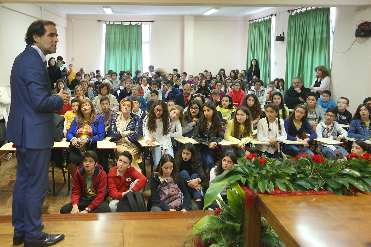 Democracia continua a ser o melhor dos regimes