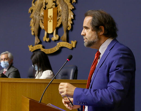 Albuquerque garante apoio às famílias e às empresas