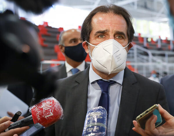 Albuquerque confirma chegada de mais três doentes do Continente