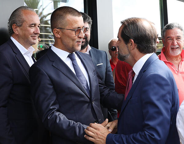 Empresa madeirense equipou Pingo Doce inaugurado por Albuquerque 