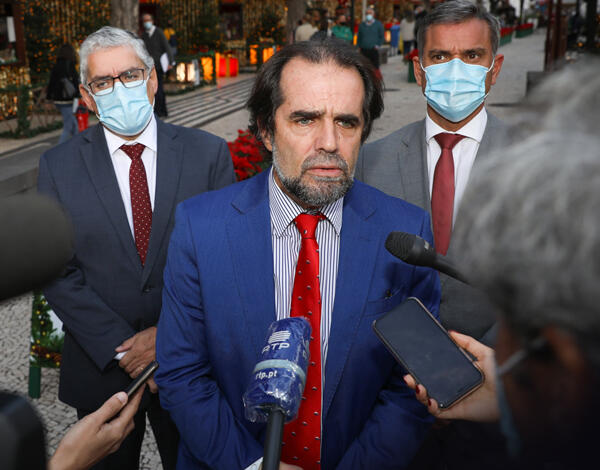 Centros de dia fecham a partir de sexta-feira