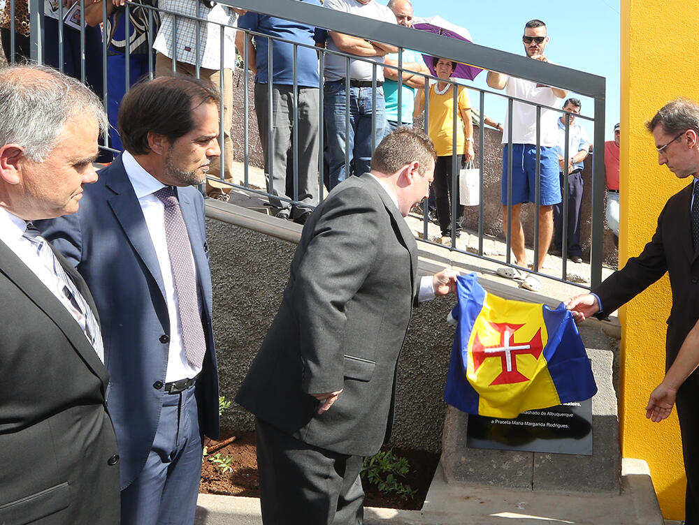 Miguel Albquerque inaugurou Praceta no Campanário
