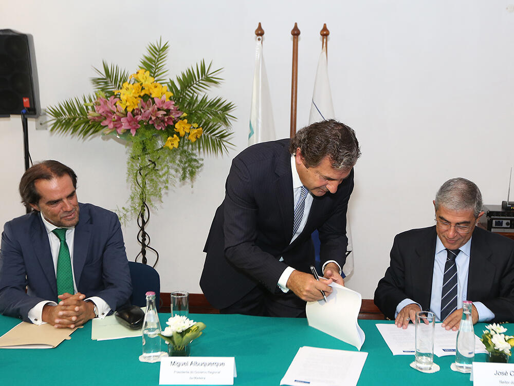 Presidente GR presidiu ao protocolo entre UMa e Escola Hoteleira