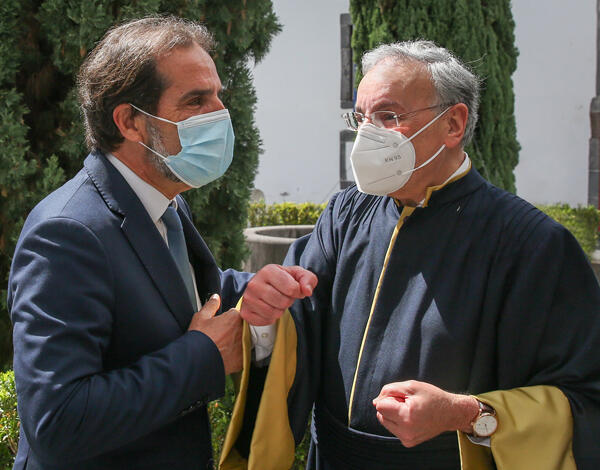 Presidente do Governo na tomada de posse do Reitor da UMa