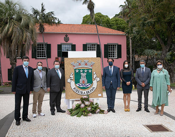Miguel Albuquerque elogia obra monumental de Ricardo Nascimento