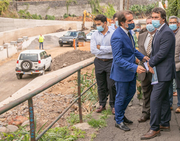 Última fase da obra de regularização e canalização da ribeira da Tabua